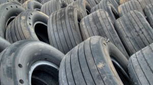 Preventing Collisions from Defective Tires